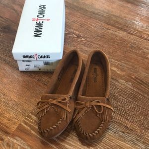 NWB Minnetonka Mocs
